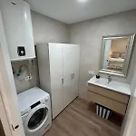 Pintor Espinosa 3 Loft דירה